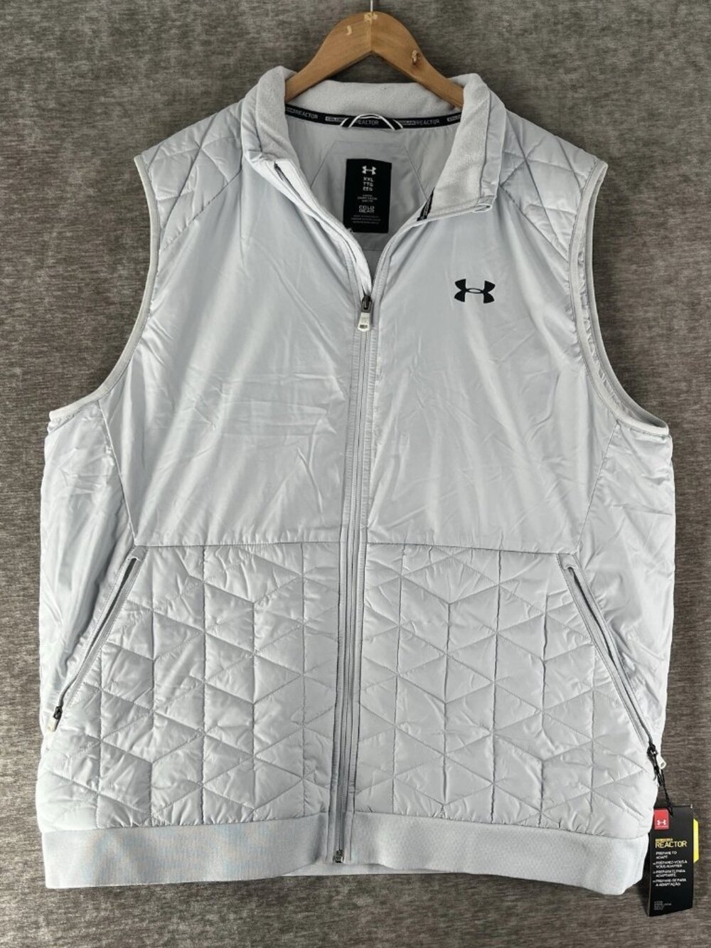 Under Armour Cold Gear Reactor Men’s Insulated Gray Vest Size Medium NEW w/Tags